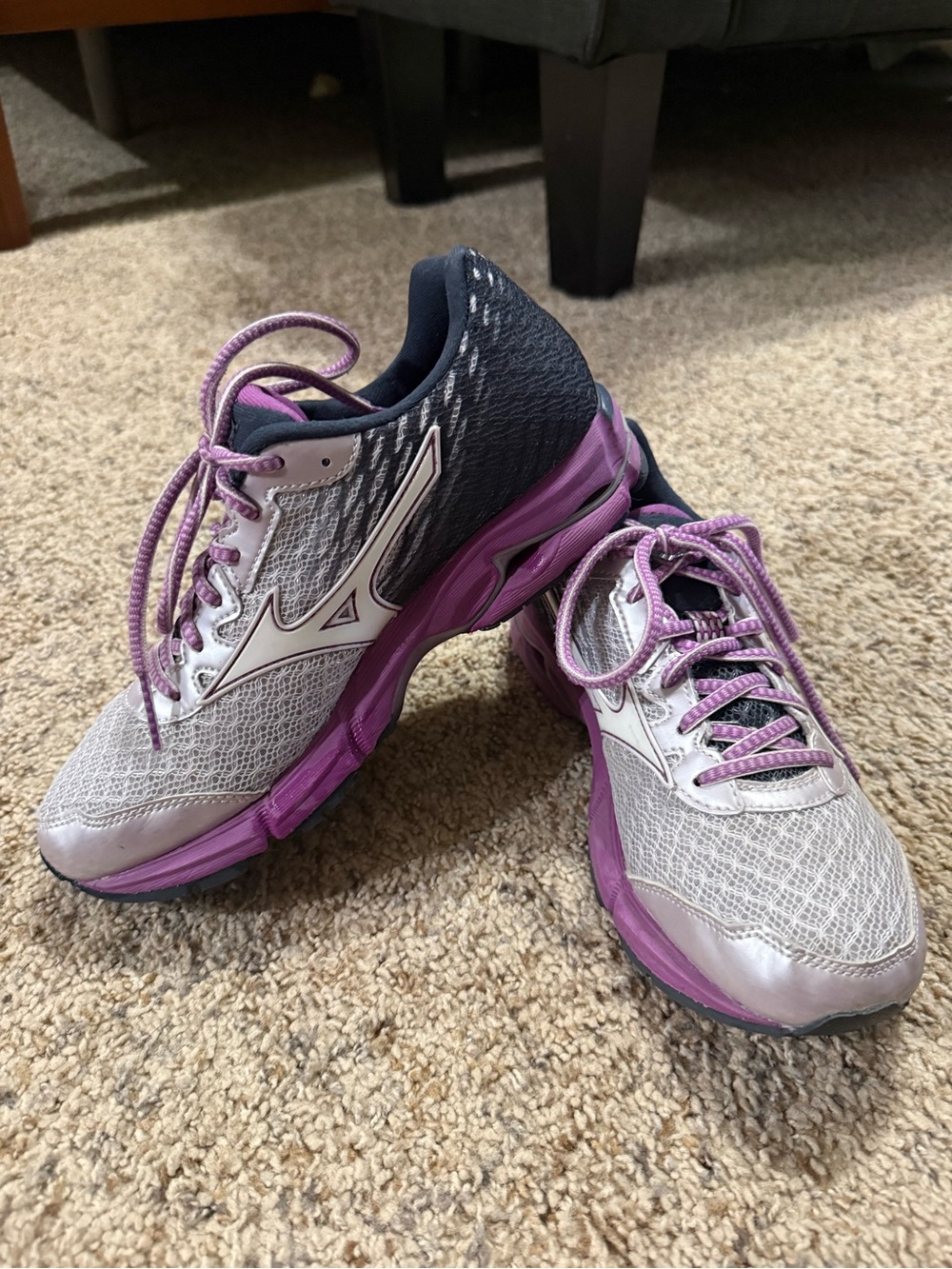 Mizuno Women's Wave Rider 19 Athletic Shoes - Purple and Gray